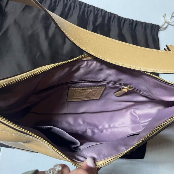 Coach Hampton Leather Shoulder Bag JO798-11544 - Picture 3 of 7